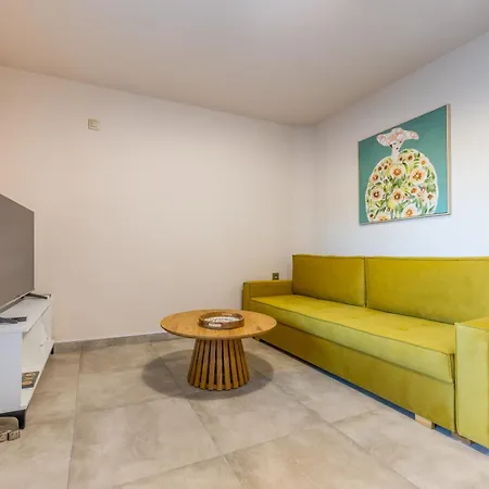 Apartman Azure Sofia - Grounded